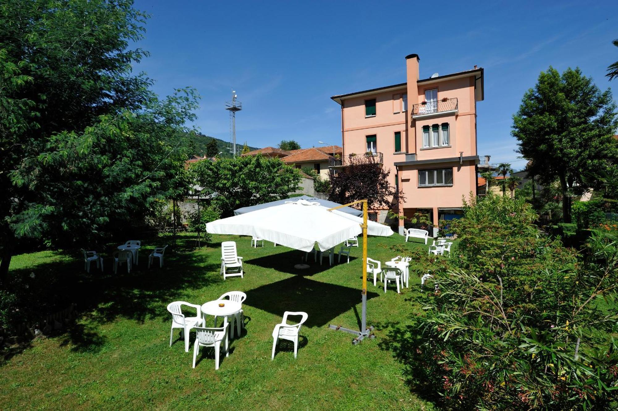 Hotel Villa Mon Toc Stresa Exterior photo