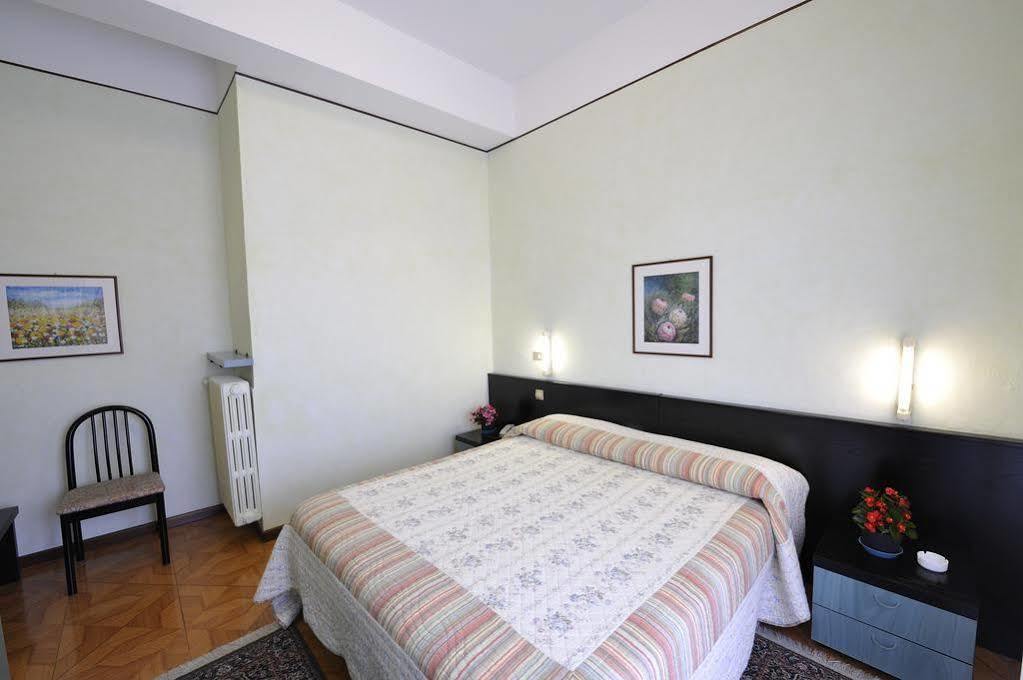 Hotel Villa Mon Toc Stresa Exterior photo
